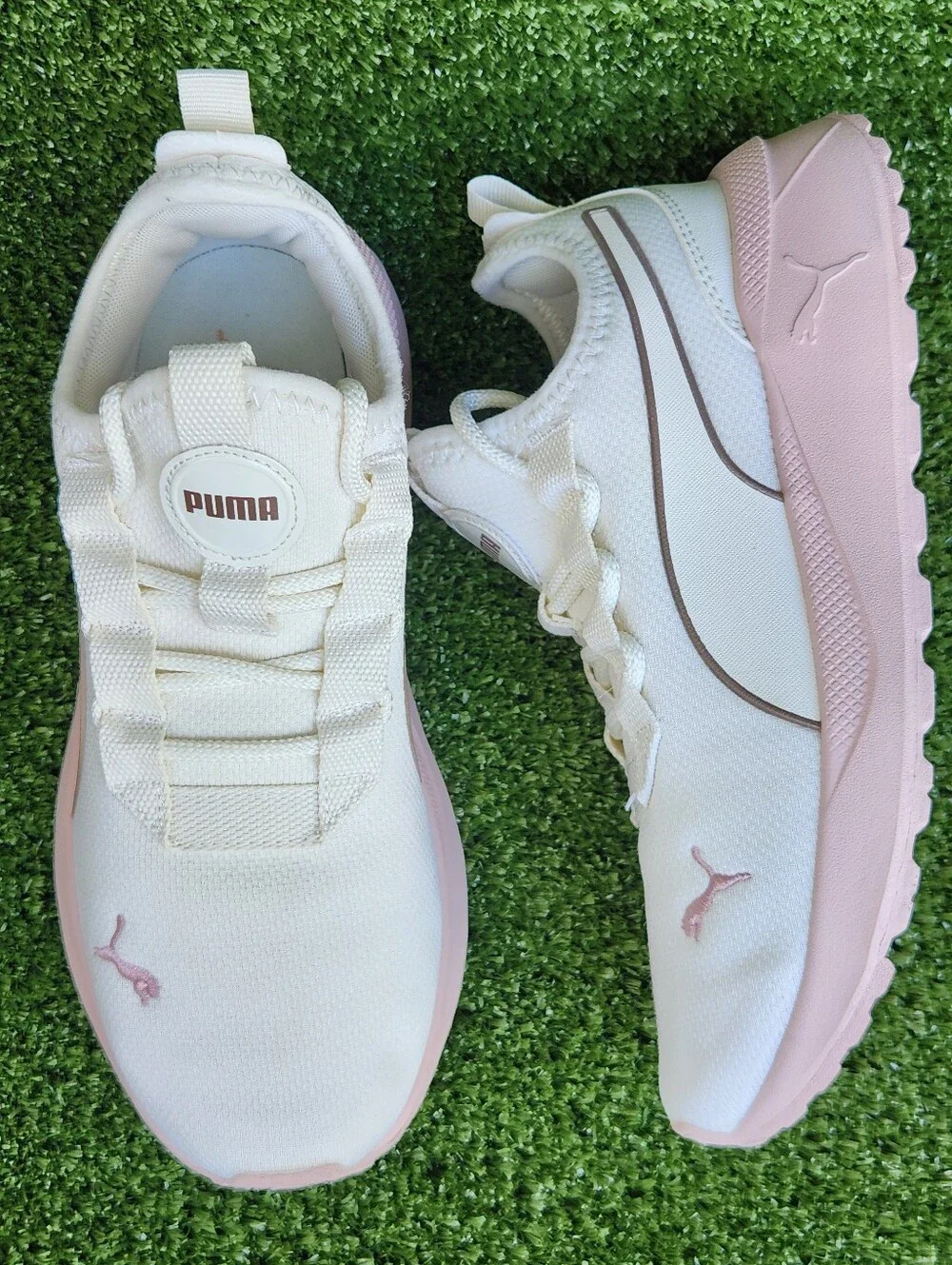 Puma Pacer Future Rose/Cream Size 4 Big Girls Youth SoftFoam Comfort Sneakers